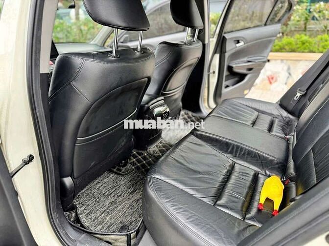 Honda Accord 2011 2.4 AT