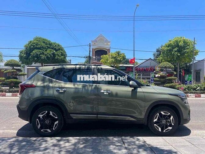 Kia Seltos 1.5 Premium siêu lướt sản xuất 2024