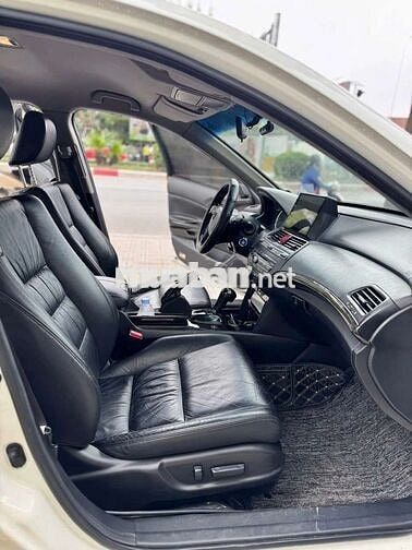 Honda Accord 2011 2.4 AT
