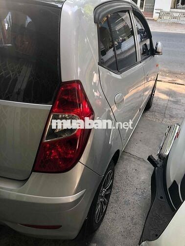 Hyundai 2013 - 130000 km