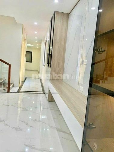 Bán CCMN 7 tầng thang máy, 11 phòng ,Full nội thất ở Phố Nguyễn khang