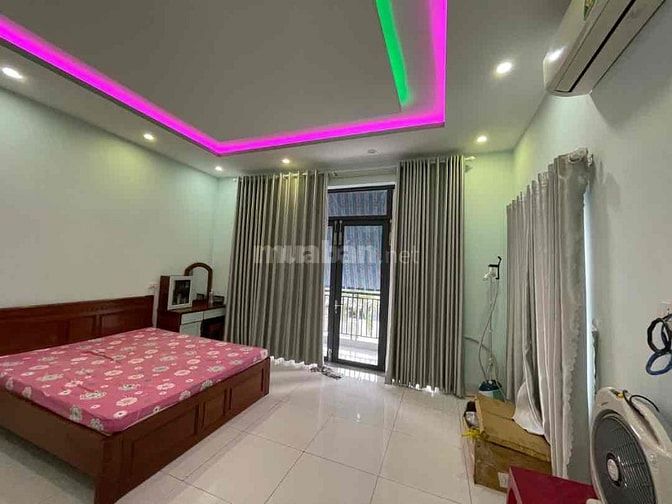 Bán nhà đẹp 3 tầng- Trung Tâm Du Lịch Biển Quận Sơn Trà - CHỈ 8 TỶ