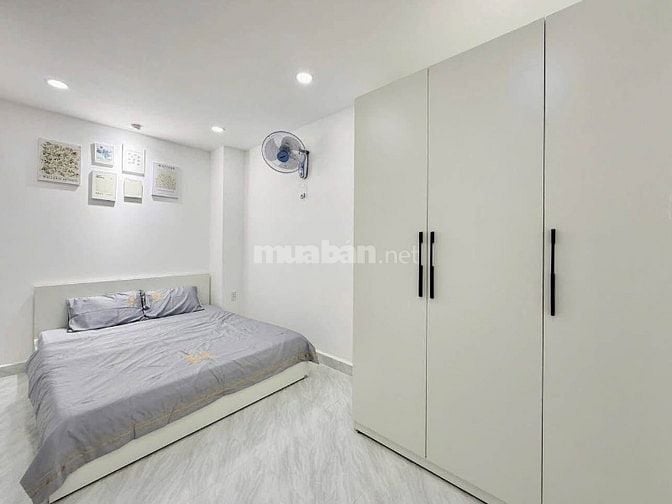 Nằm trung tâm Q1, 1trệt 1lầu 1ST, đường Nguyễn Công Trứ, 3PN 3WC sổ đỏ