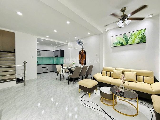 Nằm trung tâm Q1, 1trệt 1lầu 1ST, đường Nguyễn Công Trứ, 3PN 3WC sổ đỏ
