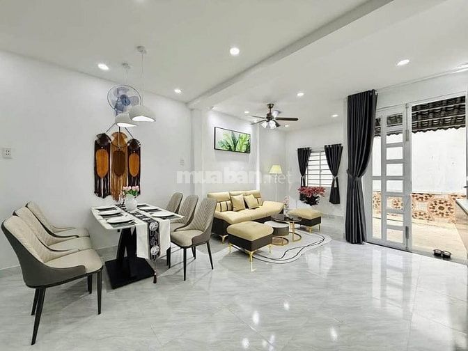 Nằm trung tâm Q1, 1trệt 1lầu 1ST, đường Nguyễn Công Trứ, 3PN 3WC sổ đỏ