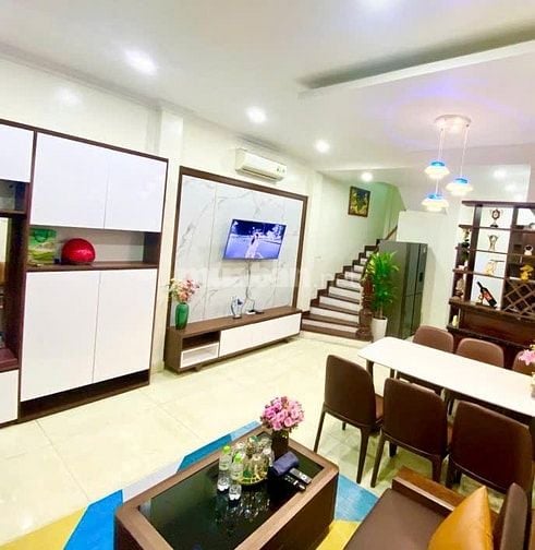 QUAN NHÂN - 75M2 X MẶT TIỀN 4.5M - NGÕ ĐẸP XINH - GIÁ TỐT - SỔ ĐẸP