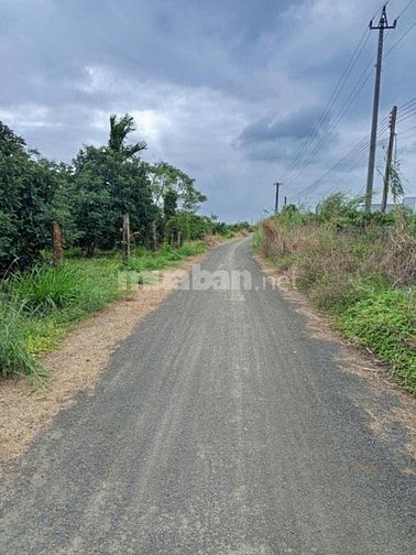 BÁN SIÊU RẺ LÔ ĐẤT MT ĐƯỜNG DÀI RỘNG THÍCH HỢP ĐẦU TƯ. XÃ EA DAH