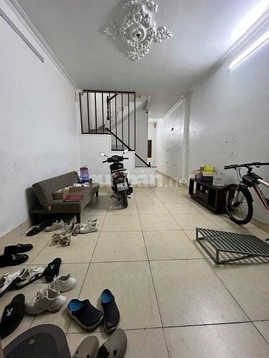 Ba Đình – Nhà riêng 60m², ô tô ngủ trong nhà, giá nhẹ tênh 15 tỷ! Hoa 
