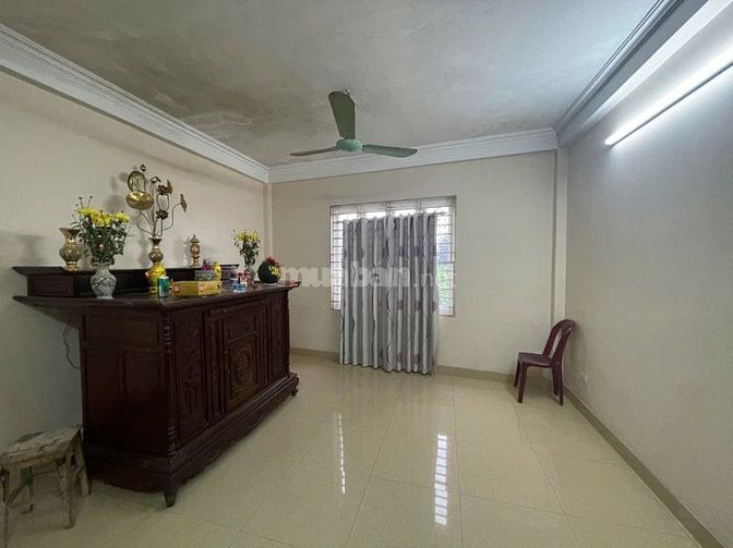 Nhà riêng ngõ phố trương định gần nguyễn an ninh dt45m2x4t giá 12tr