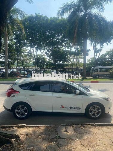 Ford Focus 2014 Trend 1.6 AT - 105000 km