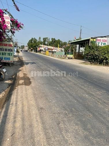 Bán đất mặt tiền TL822, ngay ngã 4, chợ Tân Mỹ, Đức Hòa, Long An