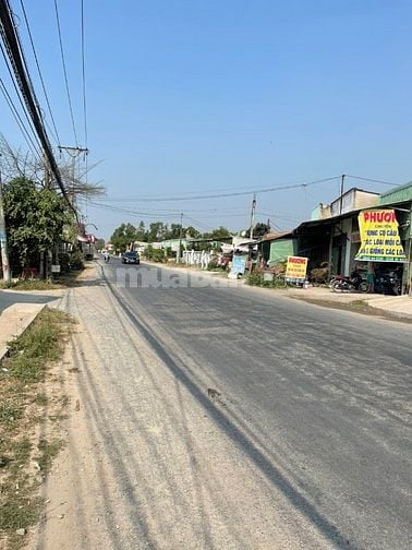 Bán đất mặt tiền TL822, ngay ngã 4, chợ Tân Mỹ, Đức Hòa, Long An
