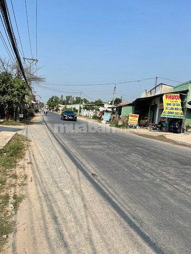 Bán đất mặt tiền TL822, ngay ngã 4, chợ Tân Mỹ, Đức Hòa, Long An