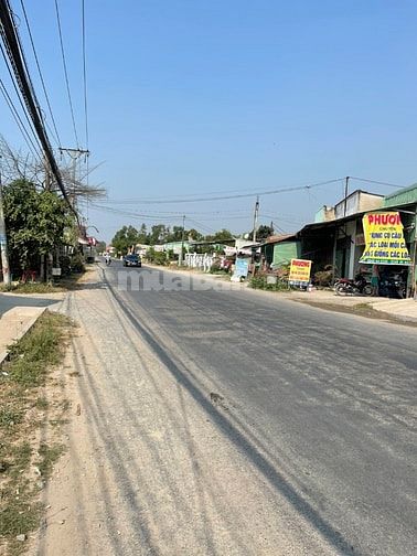 Bán đất mặt tiền TL822, ngay ngã 4, chợ Tân Mỹ, Đức Hòa, Long An
