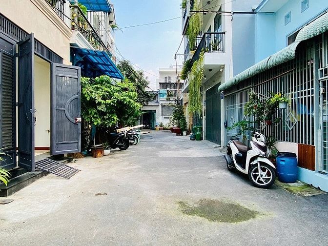 Bán nhà riêng tại Hoàng Ngân, p 16, Quận 8/ 52m2. Giá 2 tỷ 690.