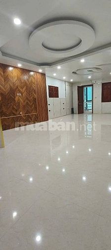 Bán tòa nhà Văn phòng 7 tầng phố Thái Hà, 118m, giá chào 47 tỷ có TL