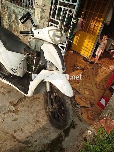 Kẹt tiền cần bán xe gấp