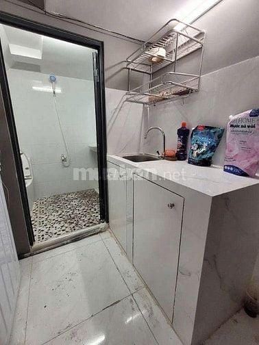 CHO THUÊ MẶT BẰNG QUẬN 4 GẦN 30m2 1 TRỆT 1 LỬNG