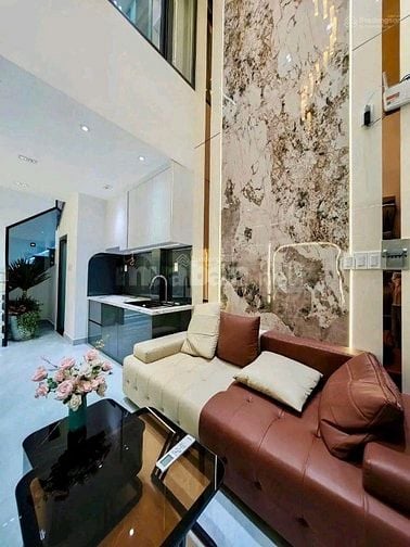 SIÊU PHẨM NHÀ GIÁ TỐT Q1, GẦN DH SƯ PHẠM TPHCM. DT: 72,68M2/ HẺM 6M