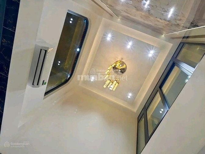 SIÊU PHẨM NHÀ GIÁ TỐT Q1, GẦN DH SƯ PHẠM TPHCM. DT: 72,68M2/ HẺM 6M
