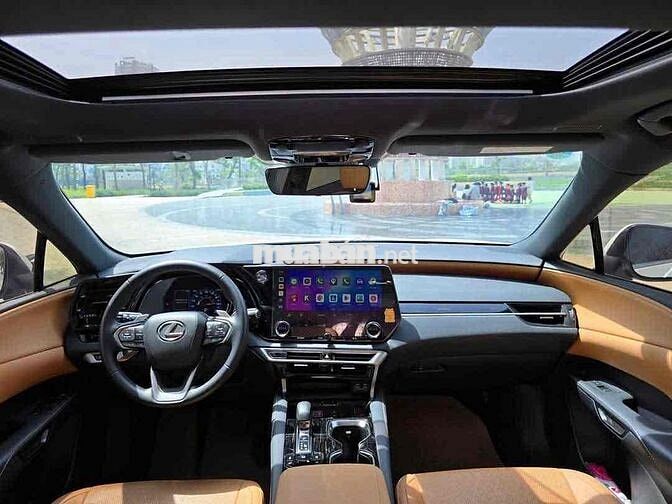 Lexus RX 2024 350 Premium - 20000 km