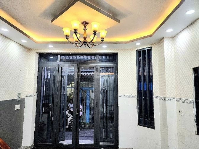 Cần bán nhà căn góc, 1trệt, 2 lầu, ST, 4,3mx10m, Hẻm 312 Âu Dương Lân