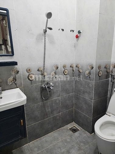 Cần bán nhà căn góc, 1trệt, 2 lầu, ST, 4,3mx10m, Hẻm 312 Âu Dương Lân
