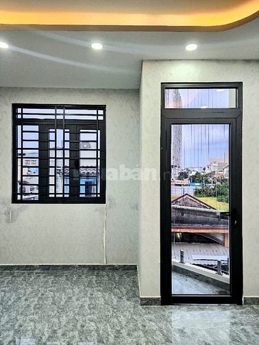 Cần bán nhà căn góc, 1trệt, 2 lầu, ST, 4,3mx10m, Hẻm 312 Âu Dương Lân