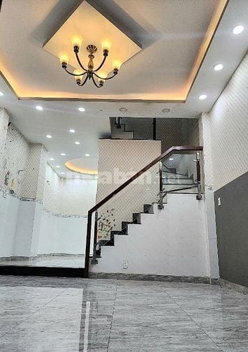 Cần bán nhà căn góc, 1trệt, 2 lầu, ST, 4,3mx10m, Hẻm 312 Âu Dương Lân
