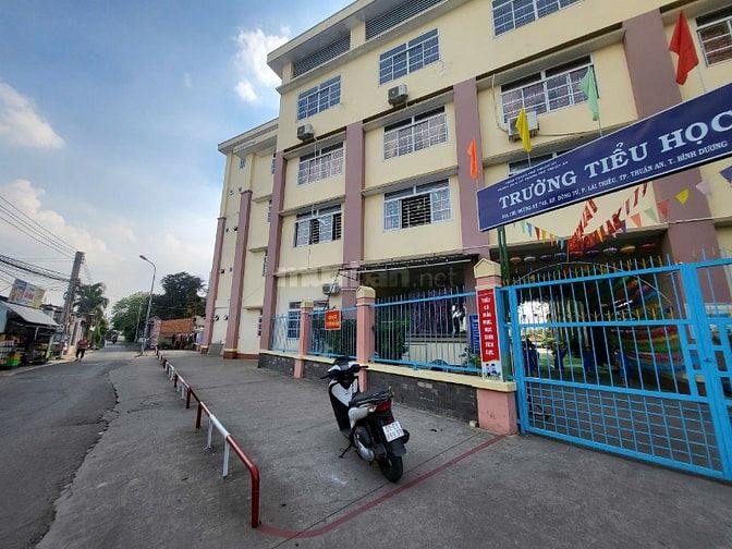 Tôi bán đất 82m2 Lái Thiêu giá 2.3 tỷ đường 4m sau lưng trường học