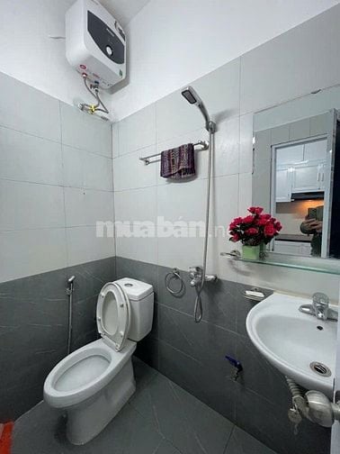 BÁN NHÀ PHỐ LĨNH NAM 30M 2 TẦNG 2,15 TỶ
