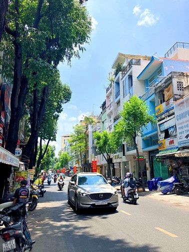 BÁN NHÀ MẶT TIỀN : 193 NGUYỄN THÁI BÌNH - P. 4 - Q. TÂN BÌNH - TPHCM