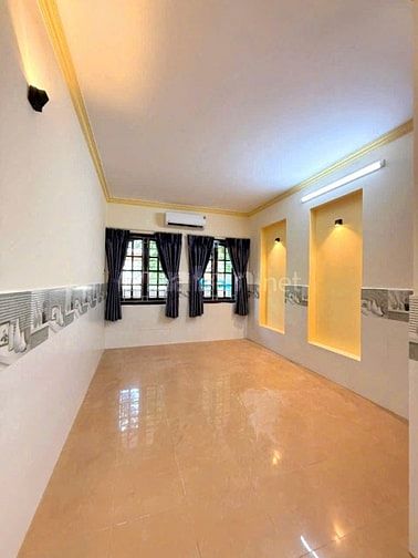 BÁN NHÀ MẶT TIỀN : 193 NGUYỄN THÁI BÌNH - P. 4 - Q. TÂN BÌNH - TPHCM