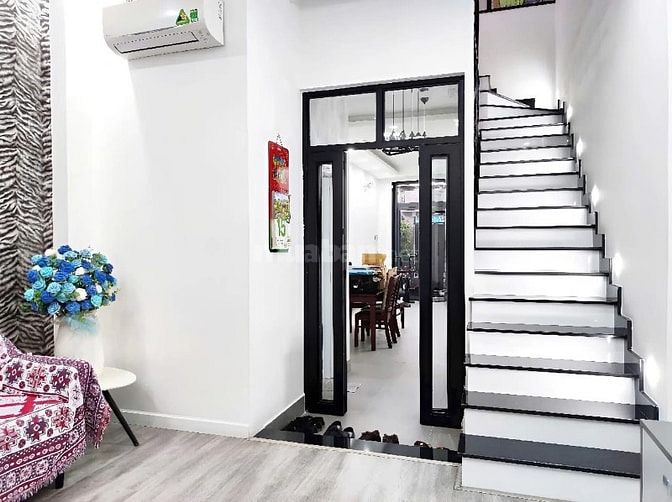Bán nhà riêng tại Bình Thới, Phường 14, Quận 11. Giá 2 tỷ 890/ 60m2
