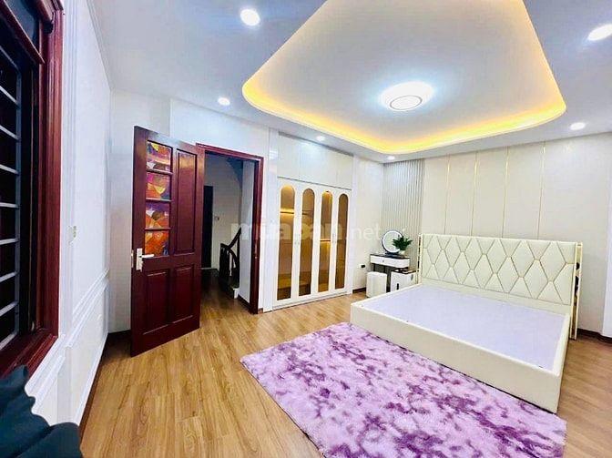 Siêu phẩm ! Hoàng Ngân Thanh Xuân 35 m2 4Tầng , ba gác đỗ cửa ,7.3 tỷ.