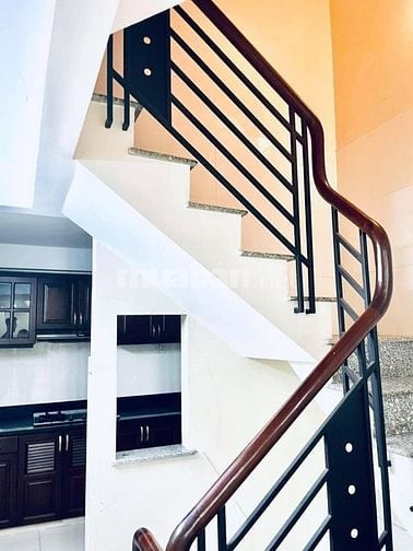 GỬI A CHỊ EM HOA HỒNG 1% , BÁN NHÀ TRUNG TÂM QUẬN 3