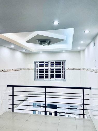 GỬI A CHỊ EM HOA HỒNG 1% , BÁN NHÀ TRUNG TÂM QUẬN 3