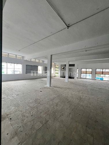 Cho thuê 10.000m2 Văn Phòng + Kho  Quận 10