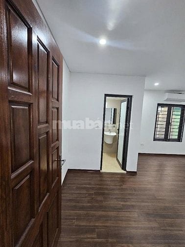 7 tỷ sở hữu ngay nhà Phố Nguyễn Cao, 5 tầng, xây chắc chắn, đẹp, 40m2 