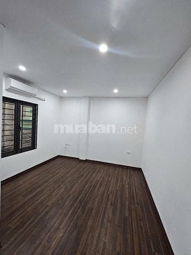 7 tỷ sở hữu ngay nhà Phố Nguyễn Cao, 5 tầng, xây chắc chắn, đẹp, 40m2 