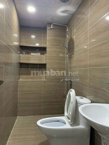 Cần bán gấp 38mx5 tầng full nội thất,vân canh, ô tô vào nhà, KD nhỏ lẻ