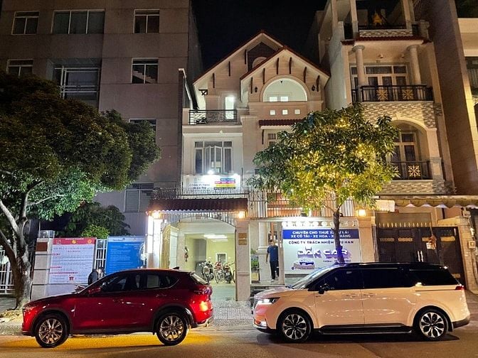 Thuê Xe Ô Tô Tự Lái TP.HCM - Giao Xe Miễn Phí, Không Giới Hạn KM