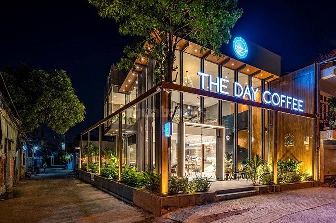 Lô góc mặt phố Giang Văn Minh đoạn phố kinh doanh cực đỉnh lô góc rộng