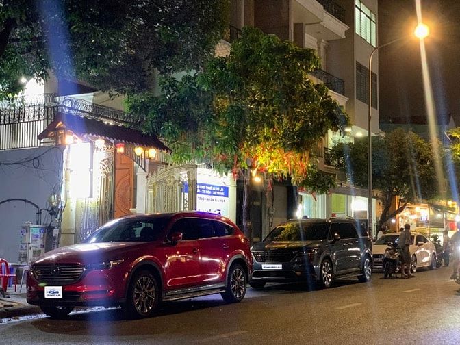 Thuê Xe Ô Tô Tự Lái TP.HCM - Giao Xe Miễn Phí, Không Giới Hạn KM