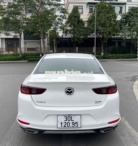 Mazda 3 sản xuất 2024 1.5L Luxury - 7000 km