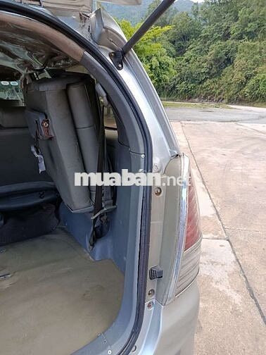 Toyota Innova 2008 J - 686868 km