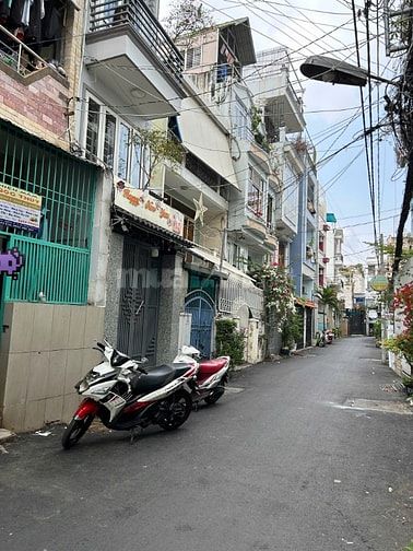 Giảm 1 Tỷ bán gấp nhà HXH Bùi Hữu Nghĩa,P2 còn 8,1 Tỷ