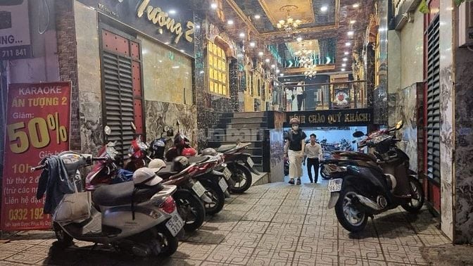 Bán tòa nhà mặt tiền đường Đặng Văn Bi gần chợ Thủ Đức (200m2) 49 tỷ