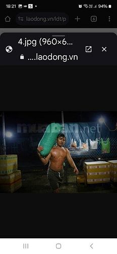 1 Nam giao nước đá viên bia nước ngọt 