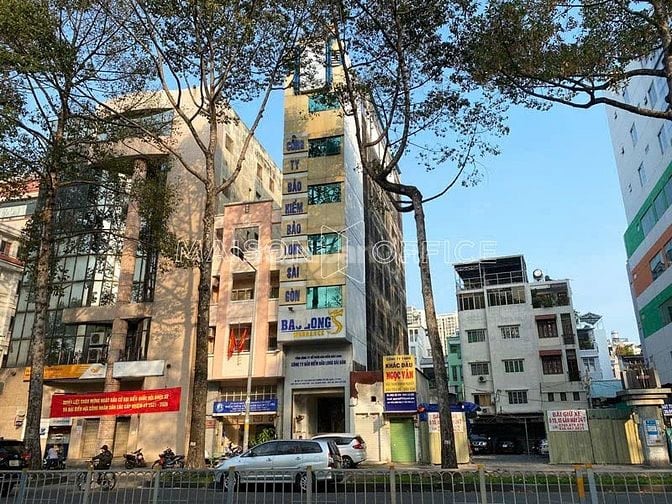 Mặt tiền Trần Hưng Đạo Quận 1, 130m2 đất nở hậu, 5 tầng, chỉ 380tr/m2